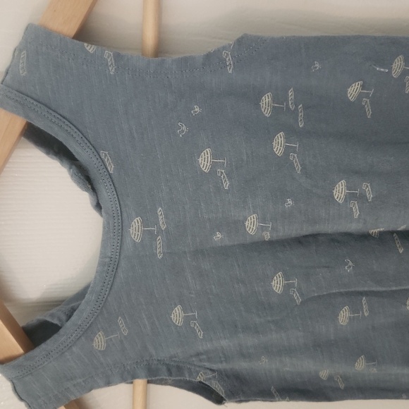 Rylee + Cru Blue Sleeveless Jumpsuit Romper  with Beach Umbrellas Size 2-3 - Picture 2 of 6